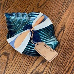 Shell Serving Dish and Serving Utensil